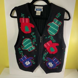 Brunswick Connelly hand embroidered Christmas vest size‎ S/P
